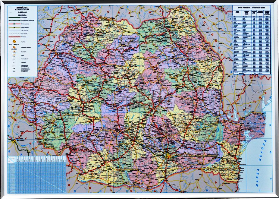 Harta Romaniei (rutiera+administrativa) 100 x 140 cm, profil aluminiu RC
