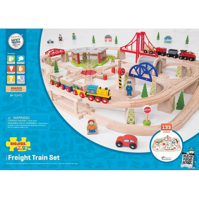 Circuit cu tren marfar (133 piese)